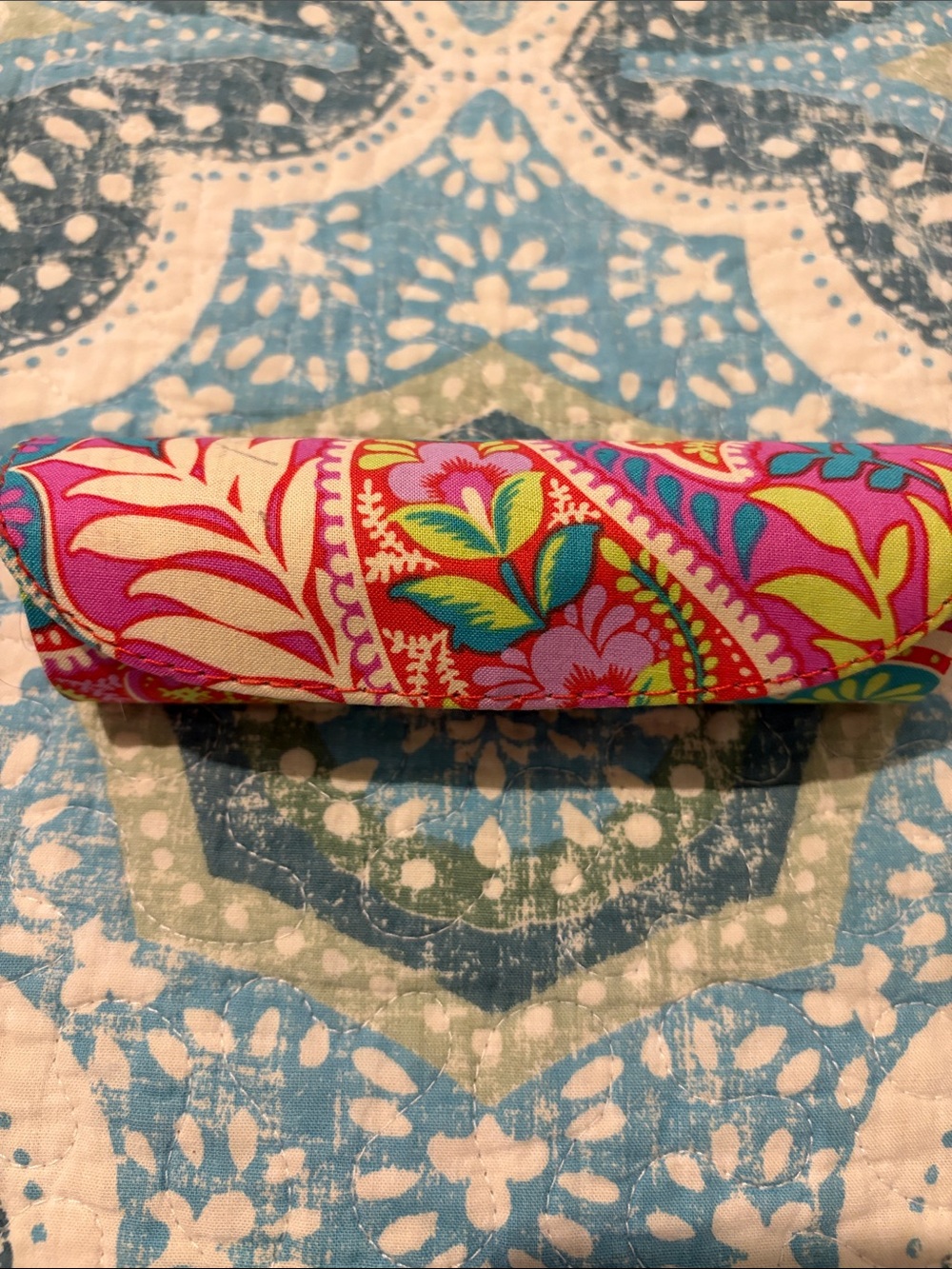 Vera Bradley Pink Floral Paisley in Paradise eye Glasses Case